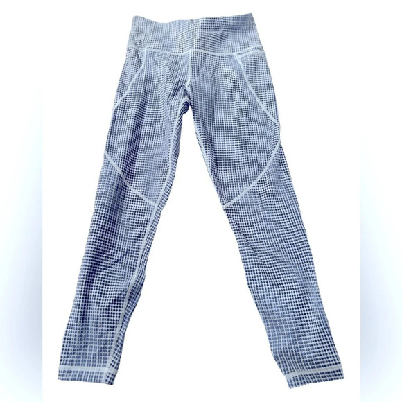 Sweaty Betty XS 7/8 power leggings blue dot like new - Picture 3 of 6